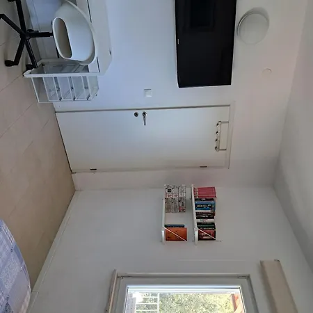 Lidie Apartman *